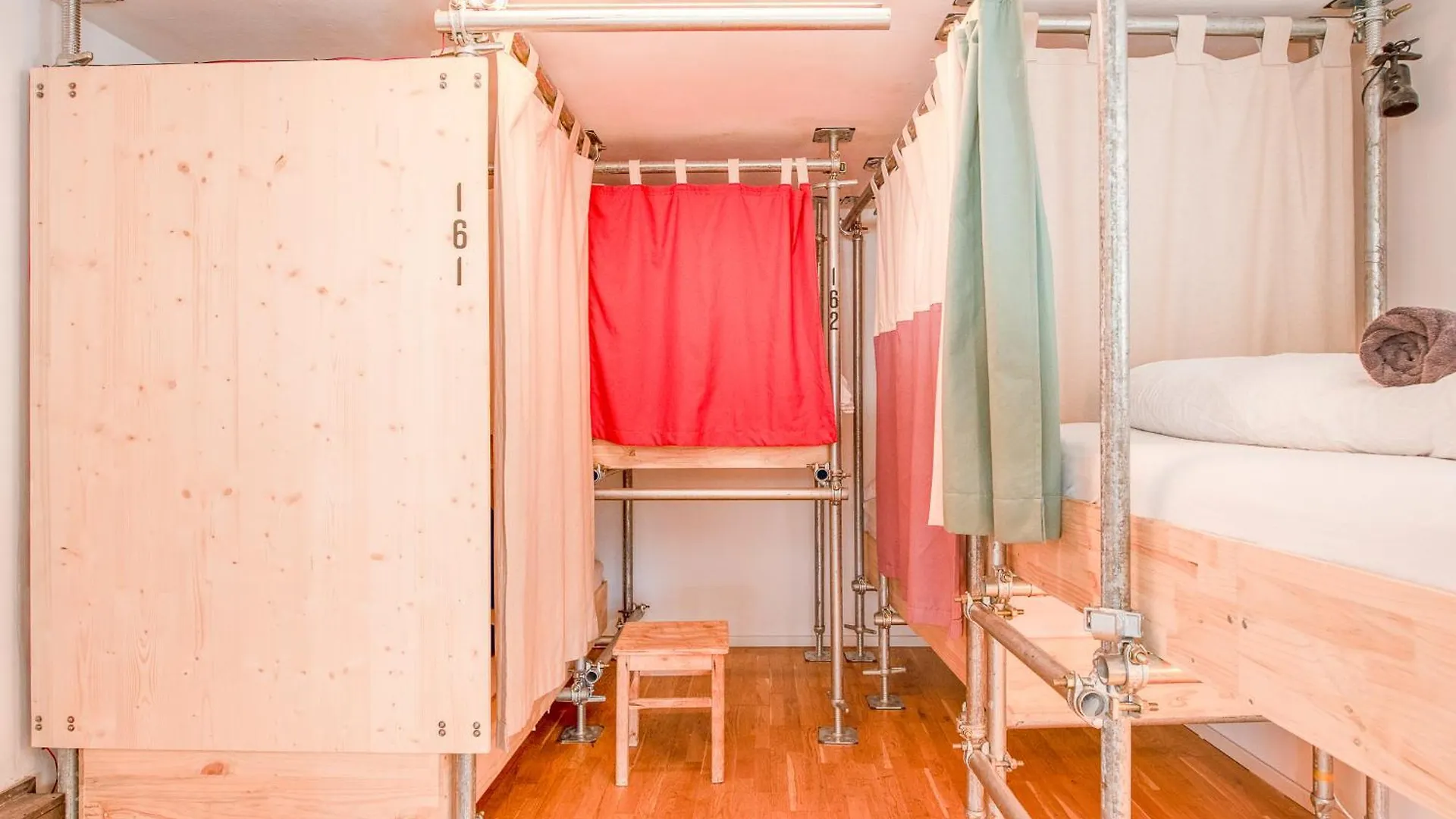 Montagu Hostel إنسبروك