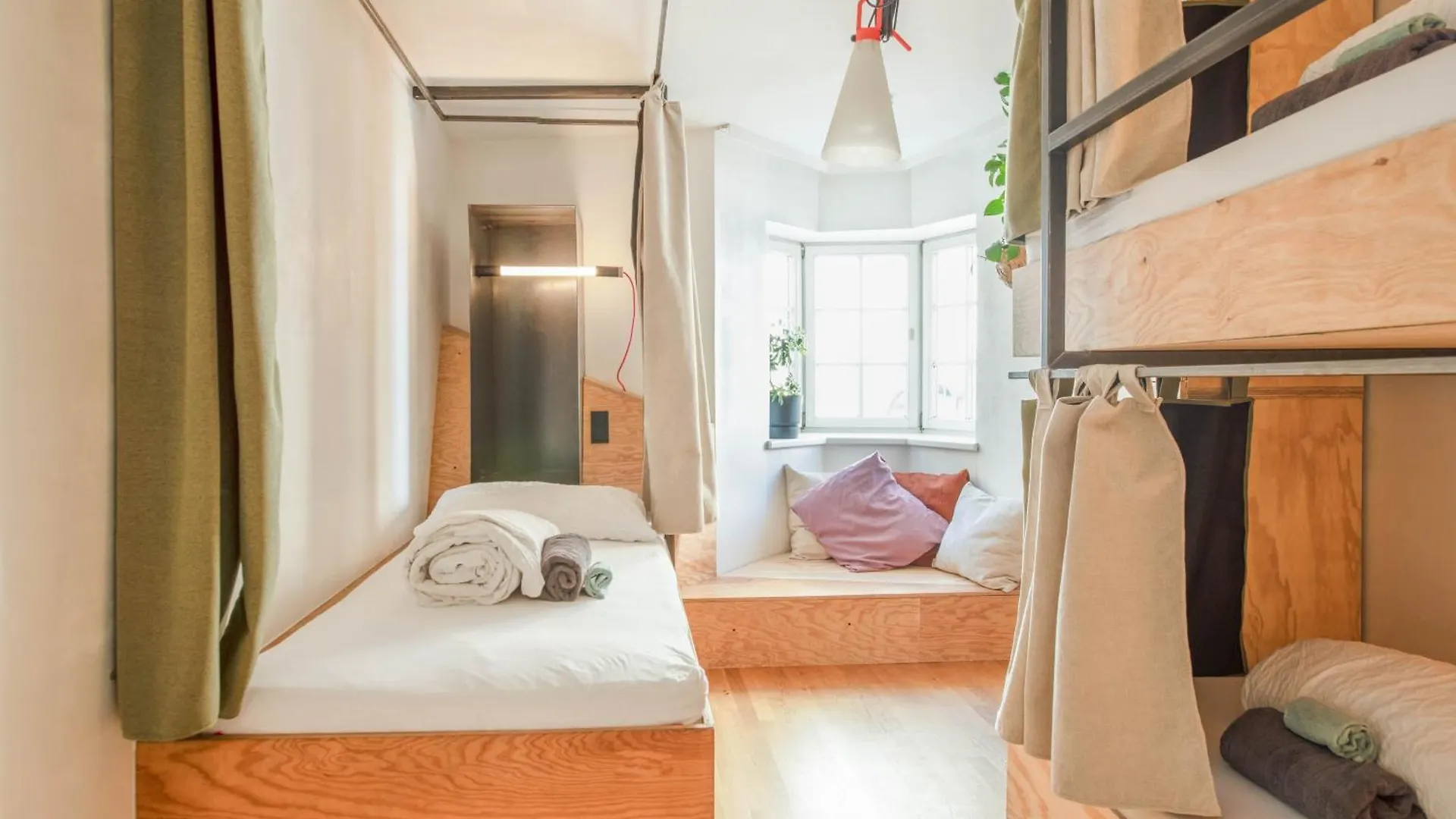 Montagu Hostel إنسبروك