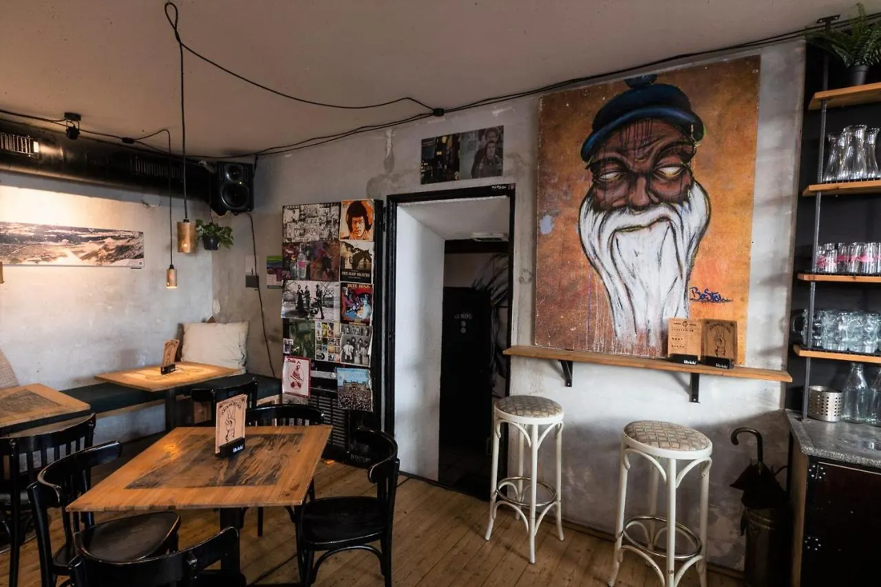 Montagu Hostel إنسبروك 0*,  النمسا