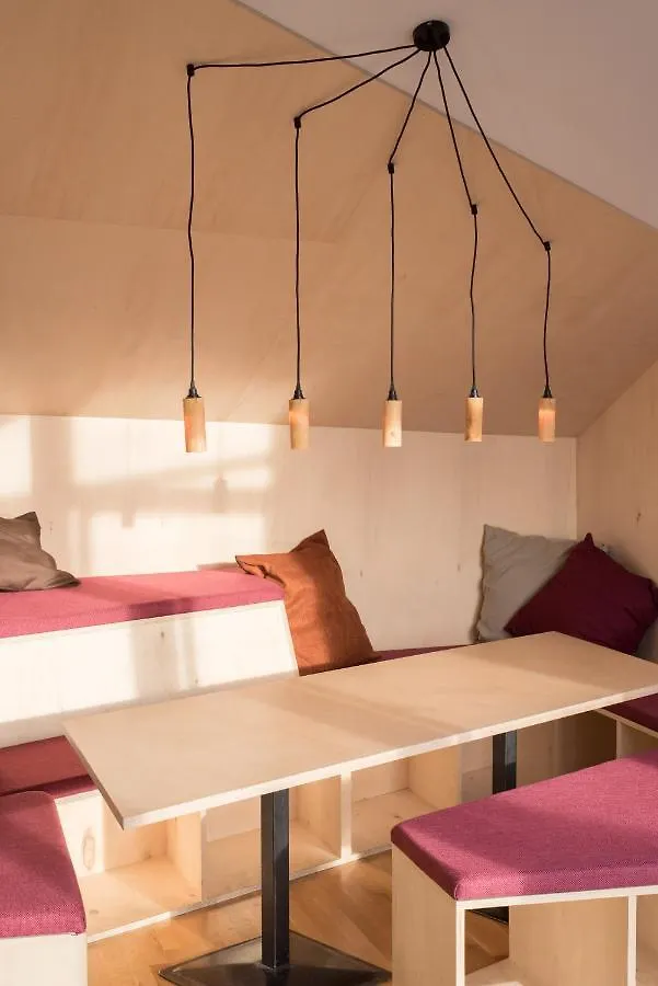 Montagu Hostel إنسبروك