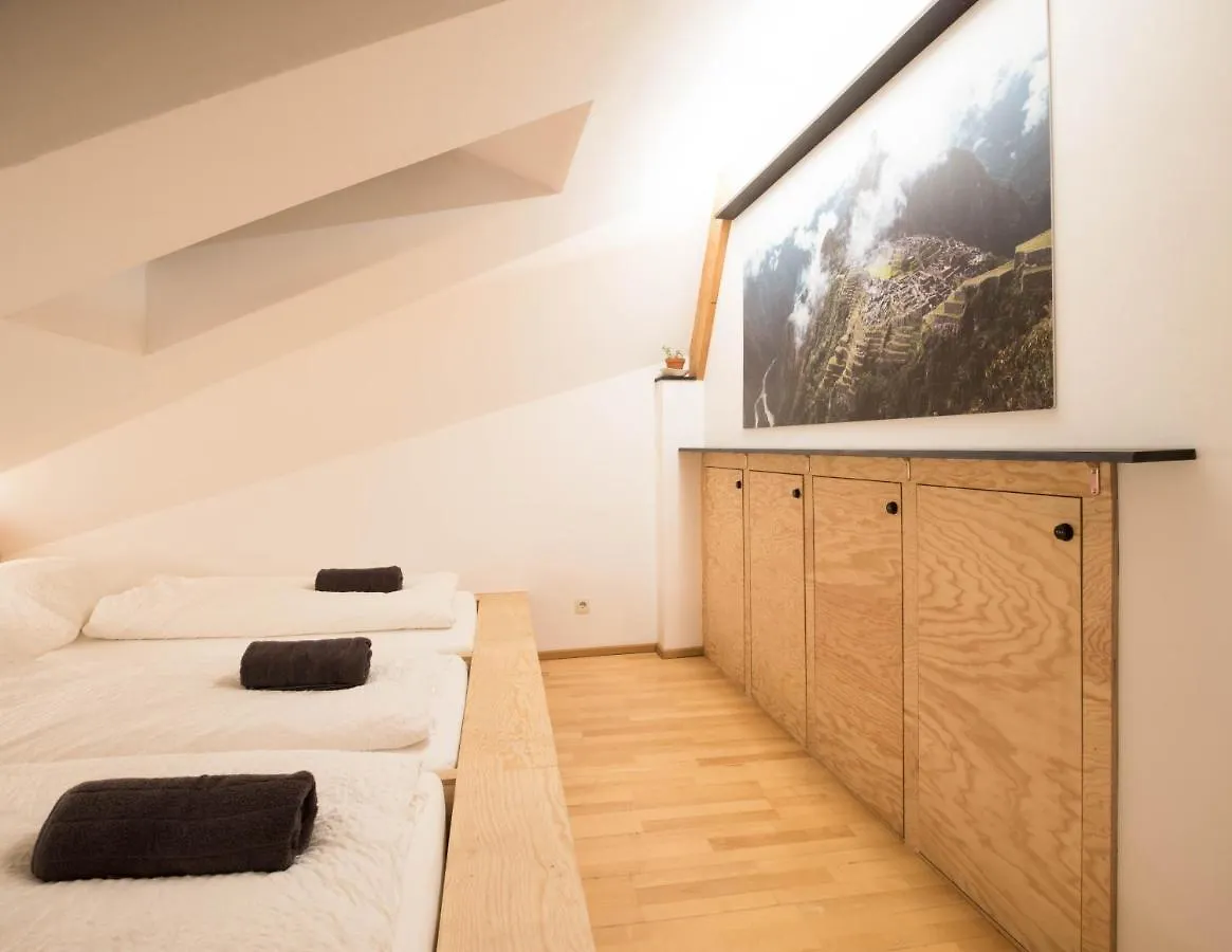 Montagu Hostel Innsbruck